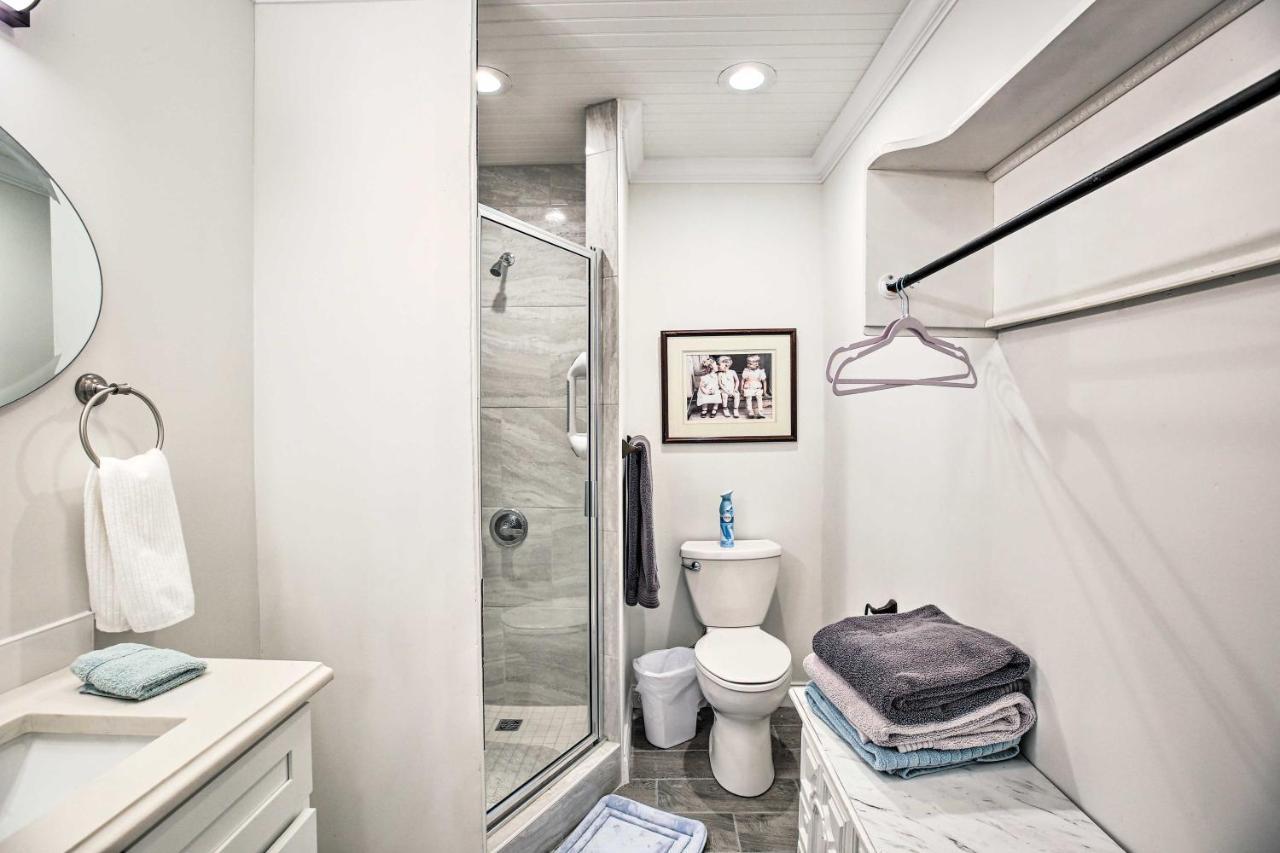Updated Williamstown Apartment With Kitchen! Eksteriør billede