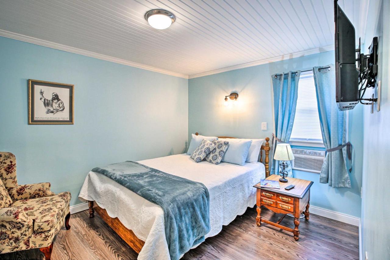 Updated Williamstown Apartment With Kitchen! Eksteriør billede